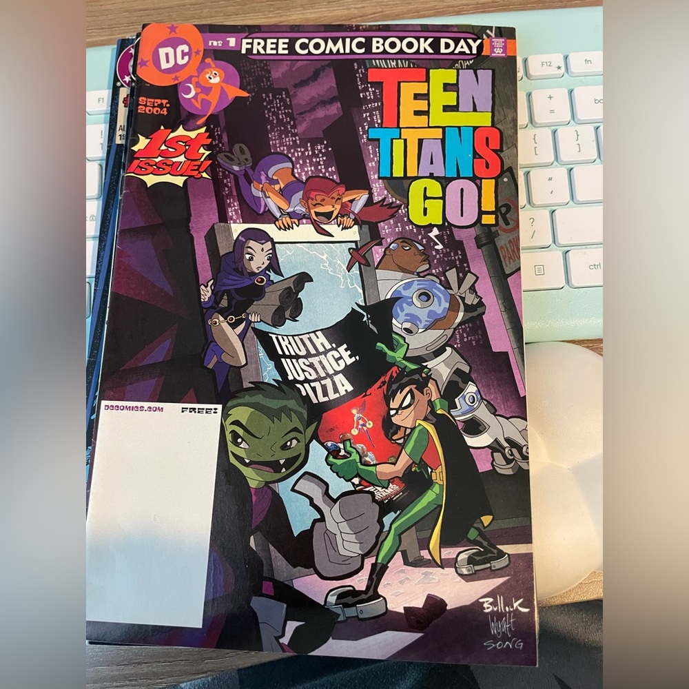 ⬇️free comic book day teen titans go truth justice pizza 1st issue 2004